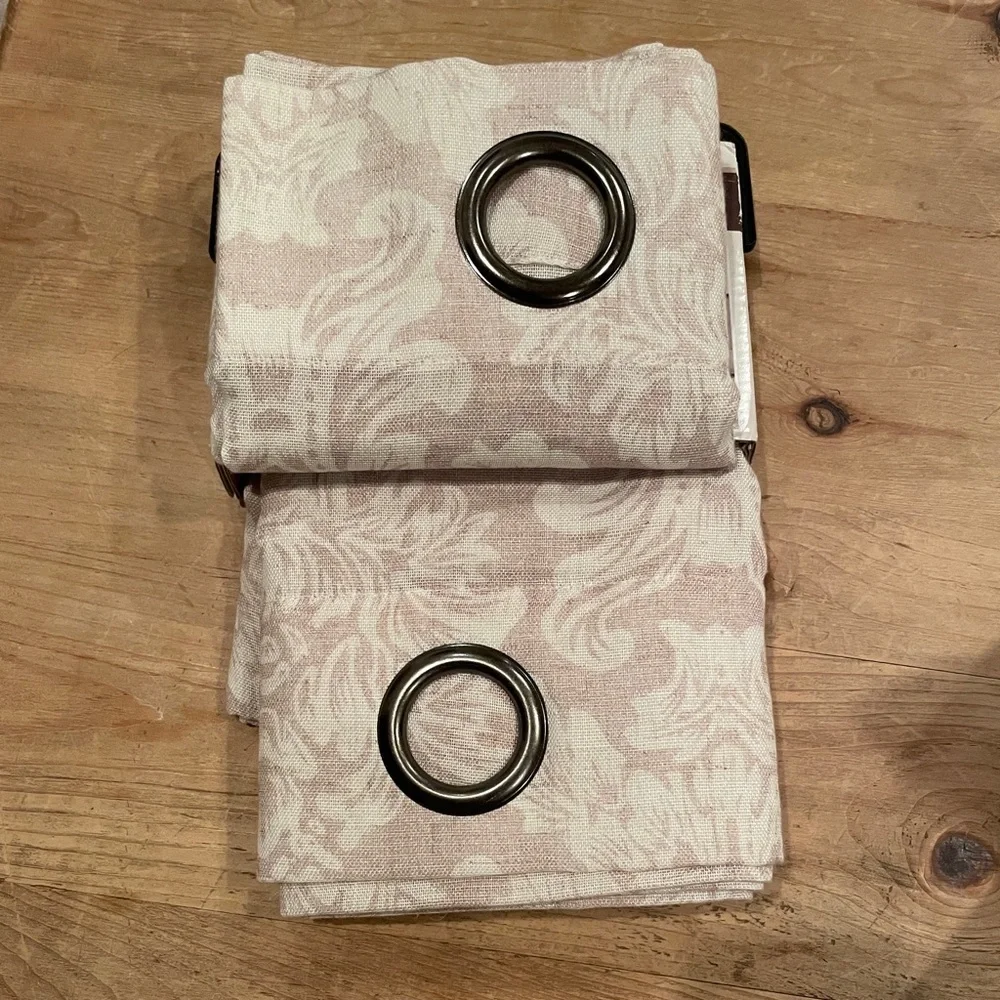 NIP Oakland Linen Set of 2 Printed Damask Grommet Top Panel Draperies 80x84